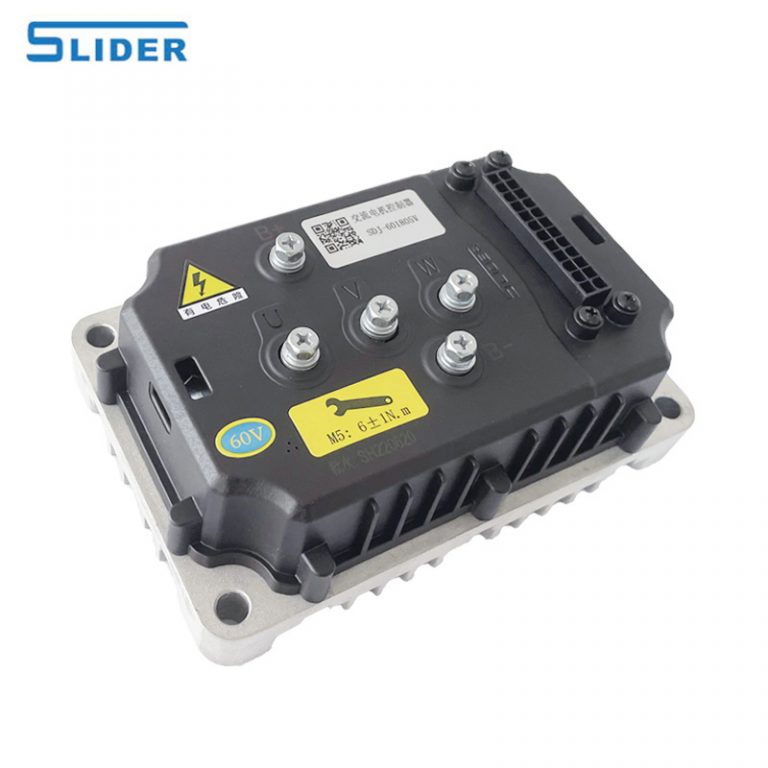 SDJ-6015/6018 系列電機(jī)控制器(適配電機(jī)功率1.8-3.0KW ) SDJ-6015/6018 系列電機(jī)控制器(適配電機(jī)功率1.8-3.0KW )